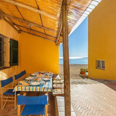 فيلا Casa Saracena Fronte Mare فاريغوتي المظهر الخارجي الصورة
