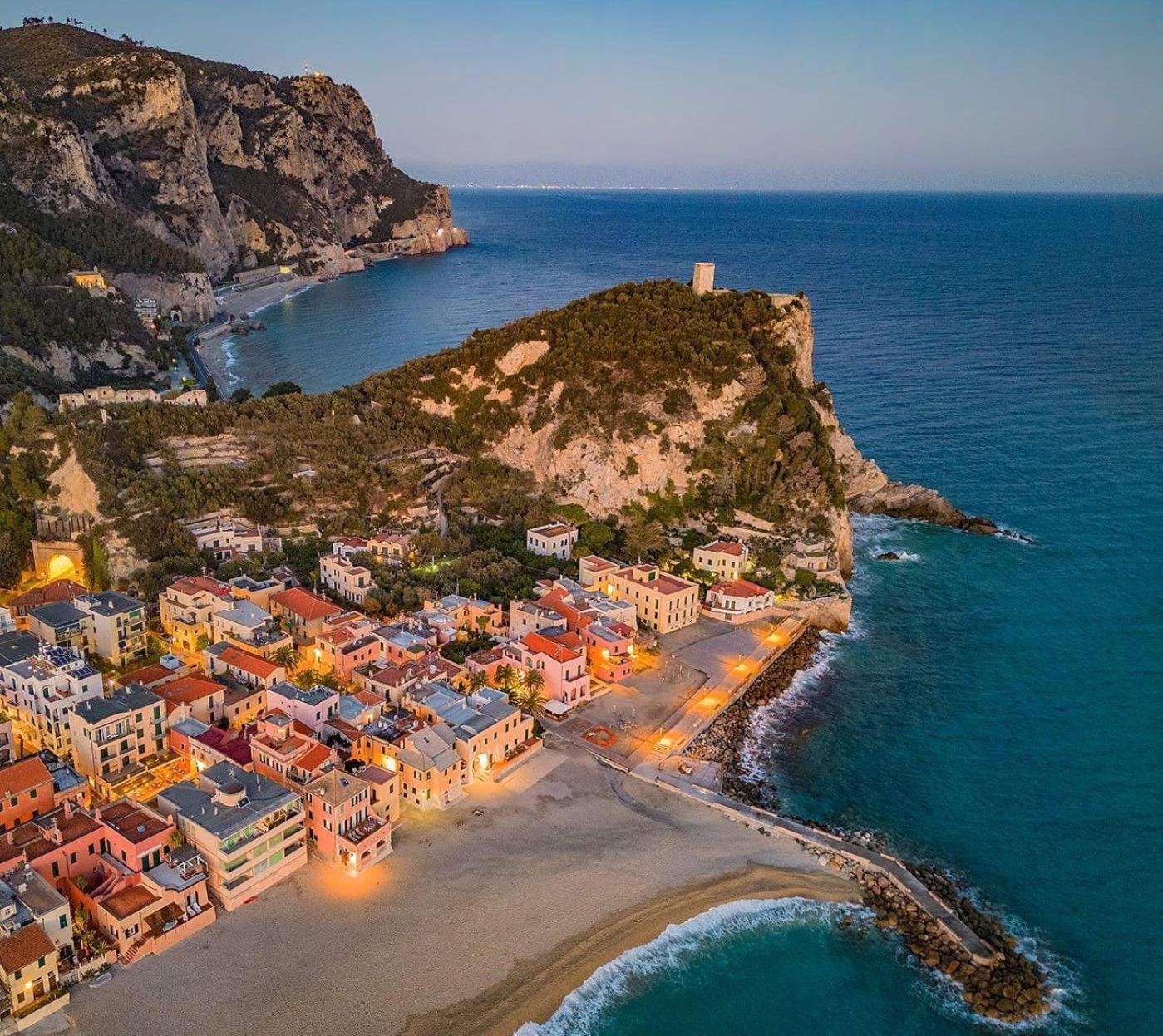 فيلا Casa Saracena Fronte Mare فاريغوتي المظهر الخارجي الصورة