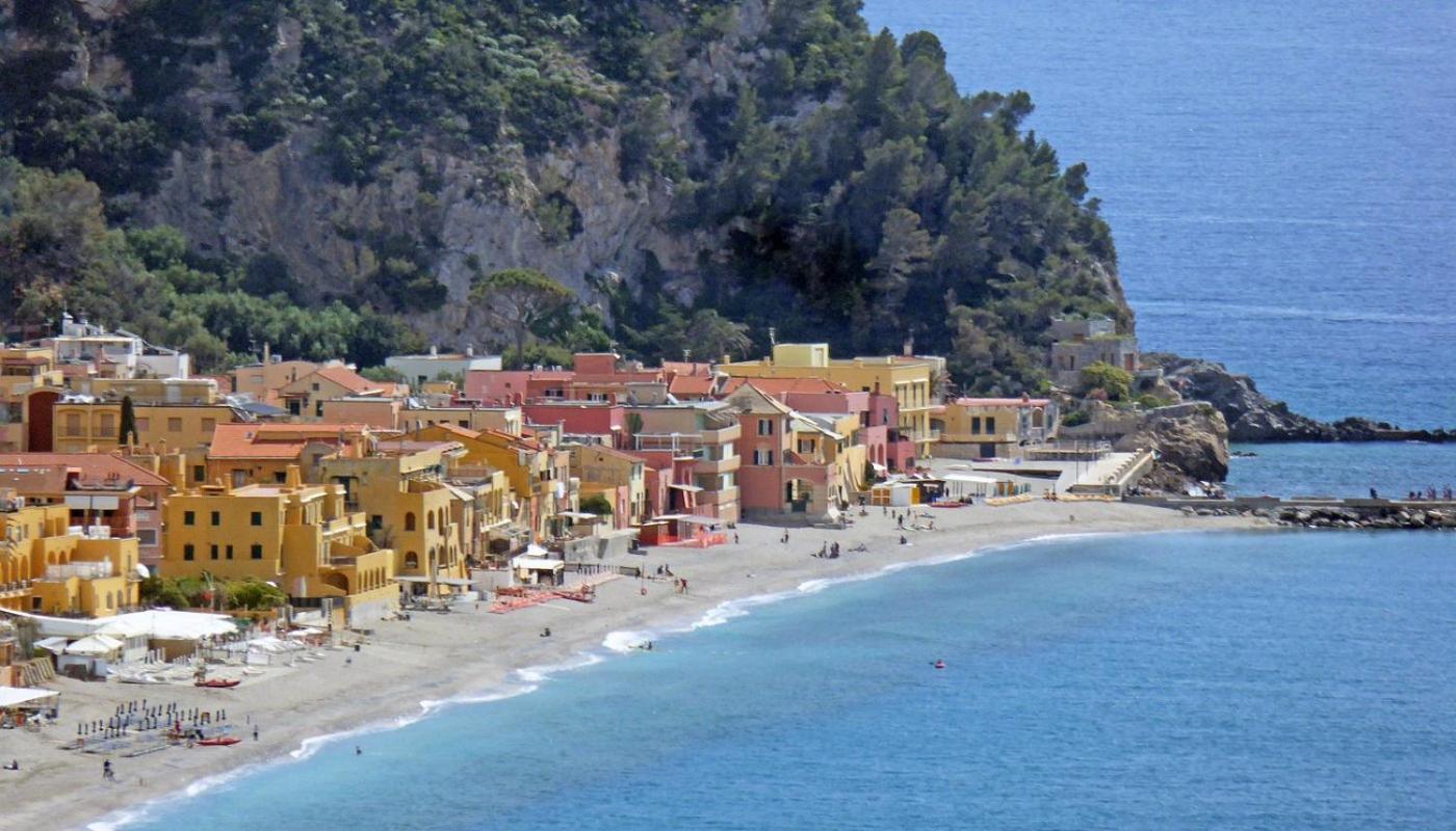 فيلا Casa Saracena Fronte Mare فاريغوتي المظهر الخارجي الصورة